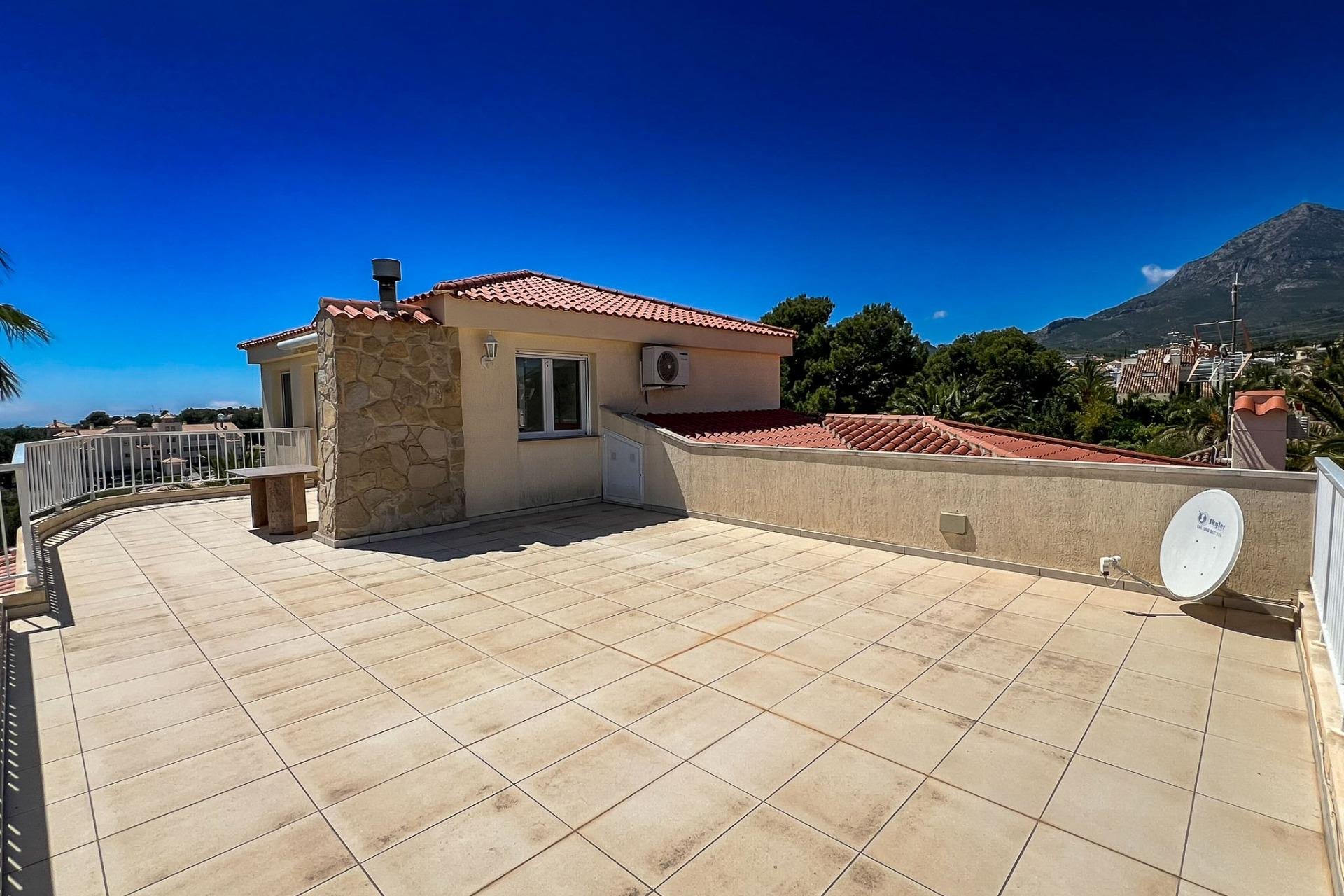 Wiederverkauf - Villa -
La Nucía - La nucia