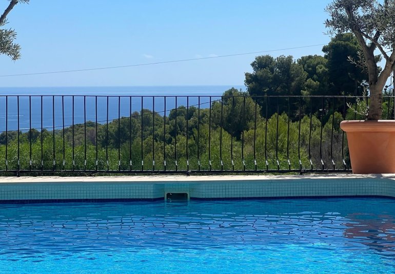 Wiederverkauf - Villa -
Moraira - Benimeit