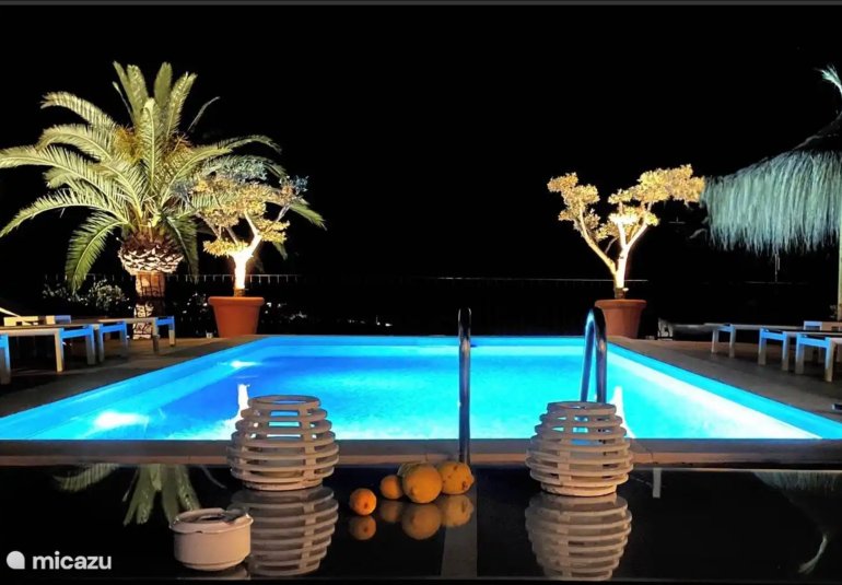 Wiederverkauf - Villa -
Moraira - Benimeit