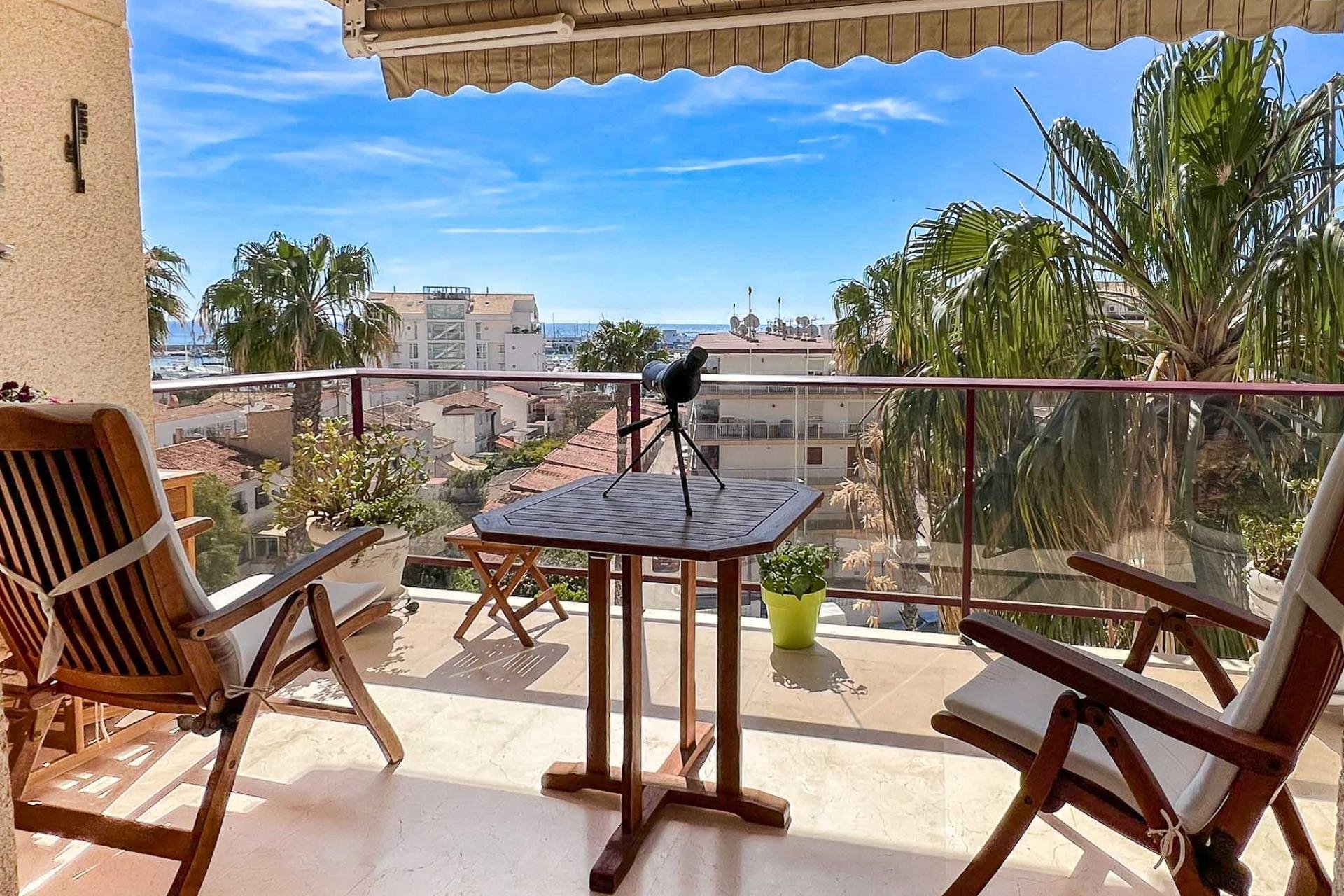 Wiederverkauf - Wohnung -
Altea