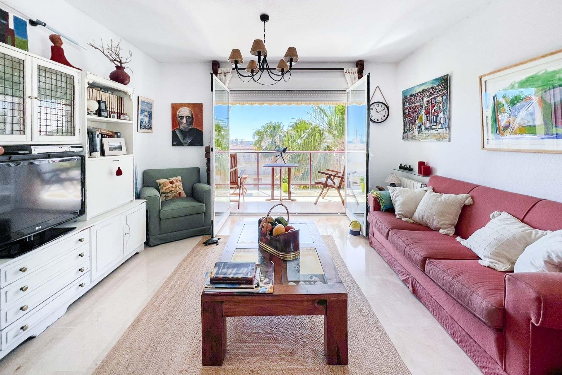 Wiederverkauf - Wohnung -
Altea