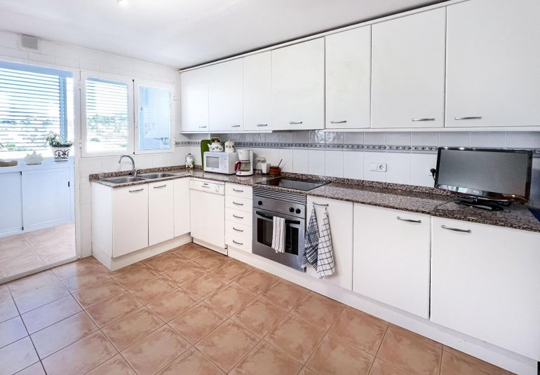 Wiederverkauf - Wohnung -
Altea