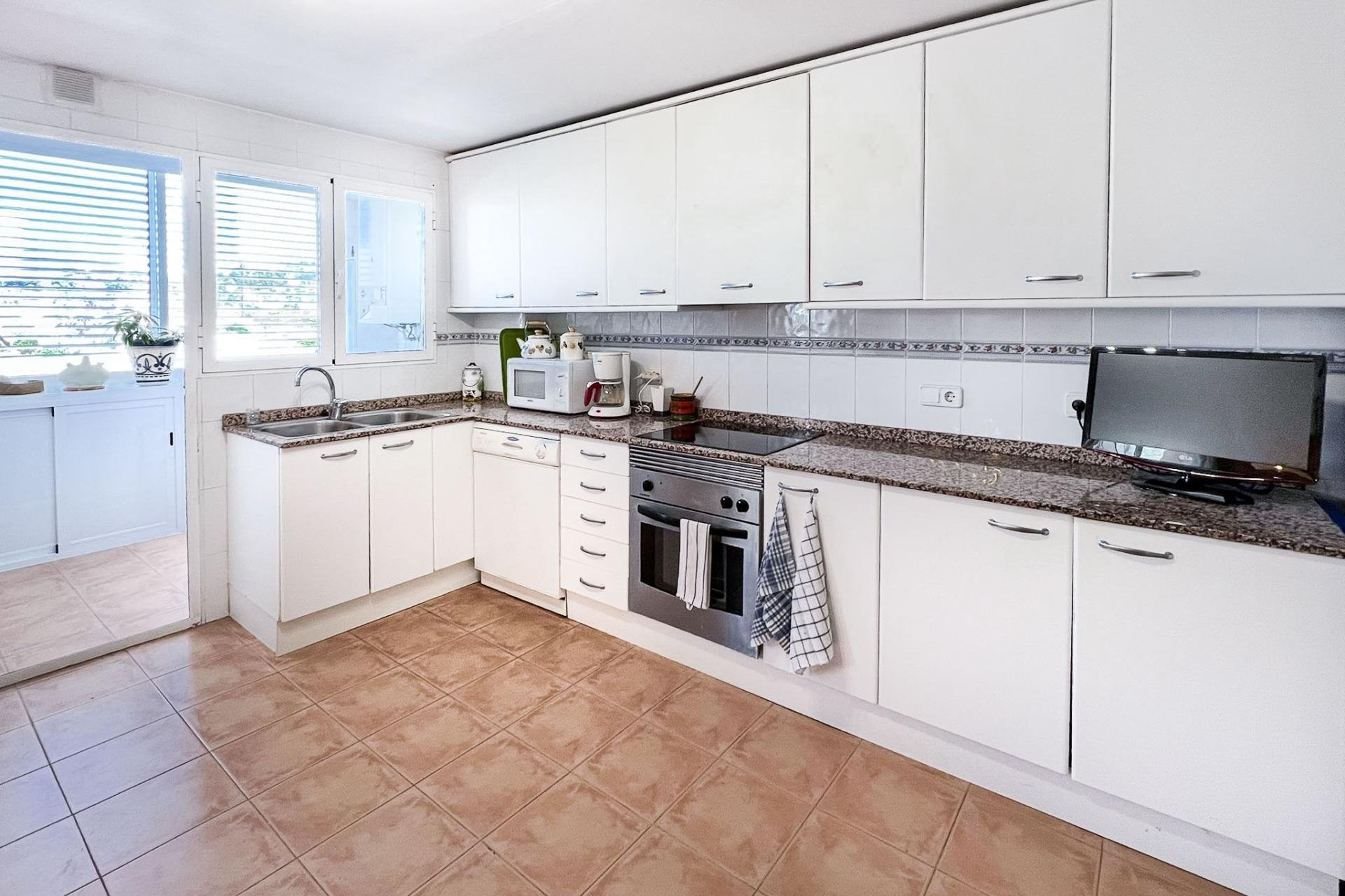 Wiederverkauf - Wohnung -
Altea