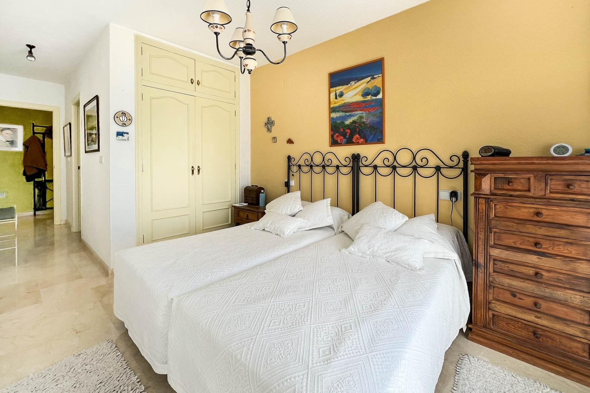 Wiederverkauf - Wohnung -
Altea