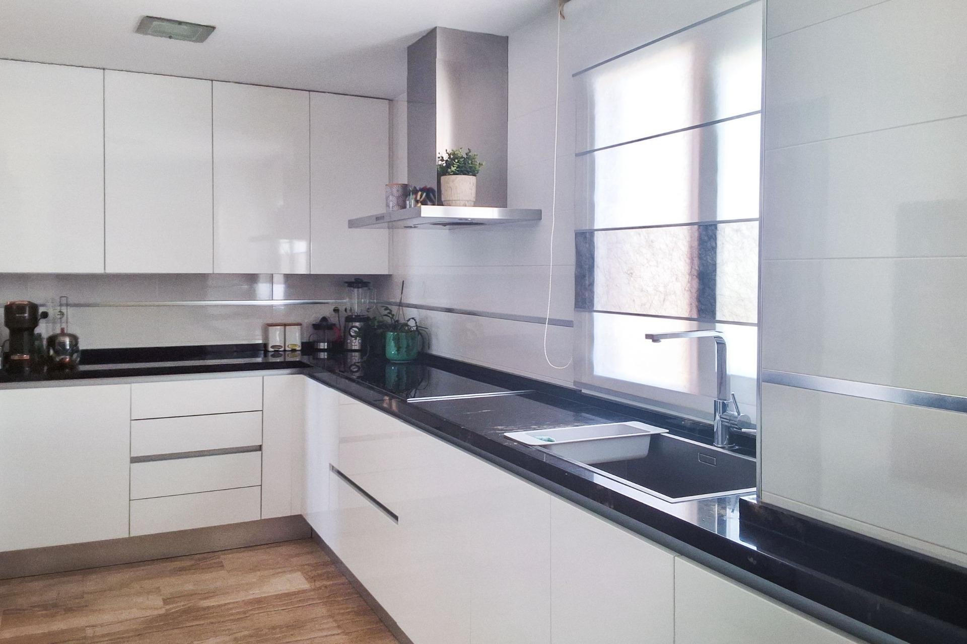 Wiederverkauf - Wohnung -
Benidorm