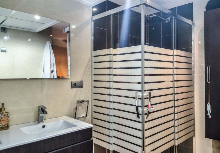 Wiederverkauf - Wohnung -
Benidorm