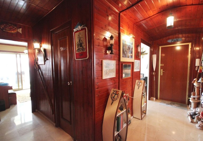 Wiederverkauf - Wohnung -
Benidorm