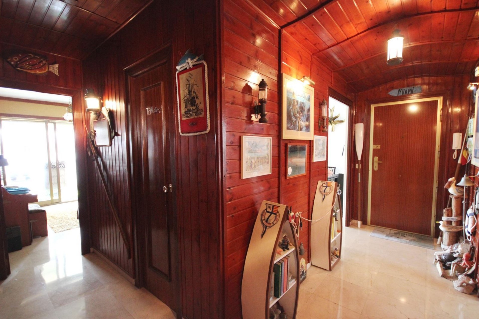 Wiederverkauf - Wohnung -
Benidorm