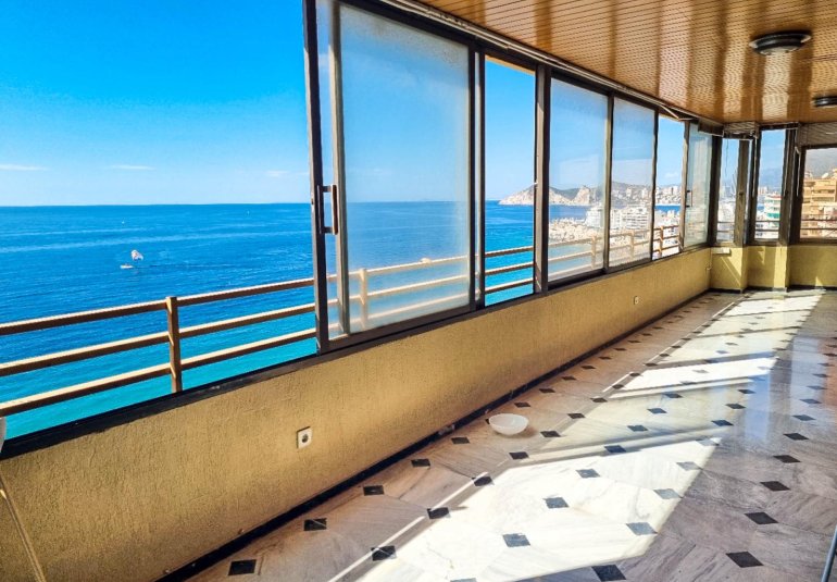 Wiederverkauf - Wohnung -
Benidorm