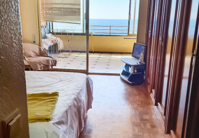 Wiederverkauf - Wohnung -
Benidorm