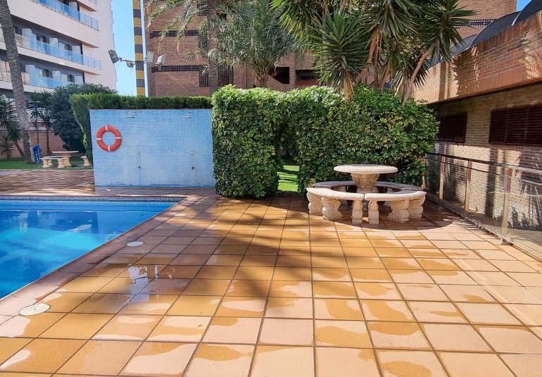 Wiederverkauf - Wohnung -
Benidorm