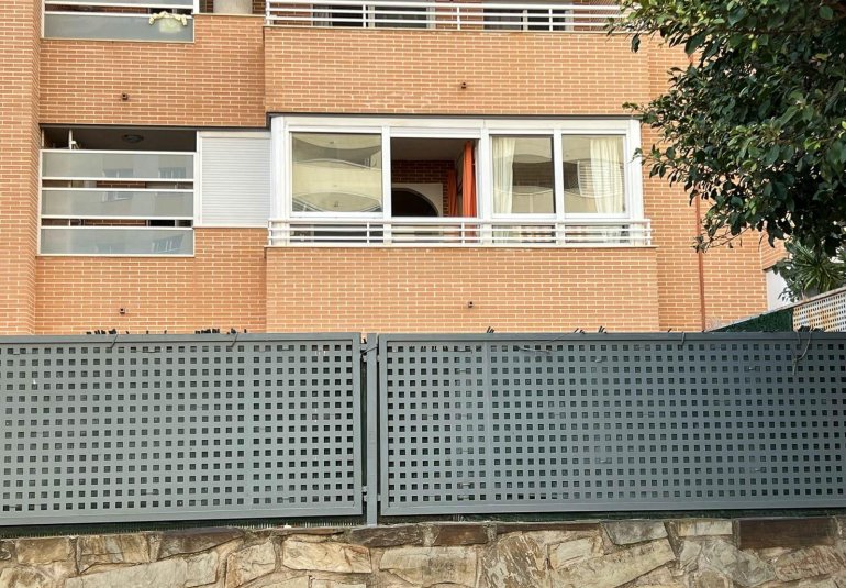 Wiederverkauf - Wohnung -
Villajoyosa - Cala Villajoyosa