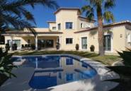 Resale - Villa -
Benissa - Alicante