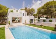 Resale - Villa -
Altea - Urbanizaciones