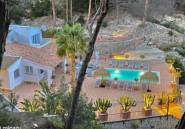 Resale - Villa -
Moraira - Benimeit