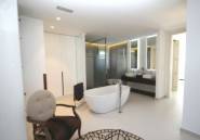 Neue Gebäude - Villa -
San Miguel de Salinas