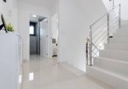 Neue Gebäude - Villa -
San Miguel de Salinas