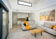 Neue Gebäude - detached -
Daya Nueva