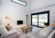 Neue Gebäude - detached -
Daya Nueva