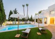 Resale - Villa -
Altea - Urbanizaciones