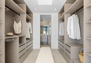 Neue Gebäude - detached -
Polop