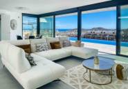 Resale - Villa -
Finestrat