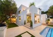 Resale - Villa -
Altea - Urbanizaciones