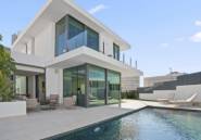 Neue Gebäude - Villa -
Benidorm