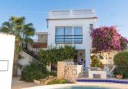 Resale - Villa / Semi semi-detached -
Alfaz del Pi - Albir