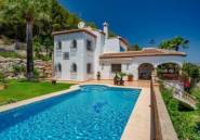 Resale - Townhouse -
Jávea