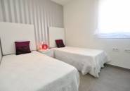 Neue Gebäude - high-bungalow -
San Miguel de Salinas