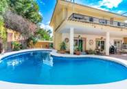 Revente - Villa / Jumelée -
Alfaz del Pi - Albir